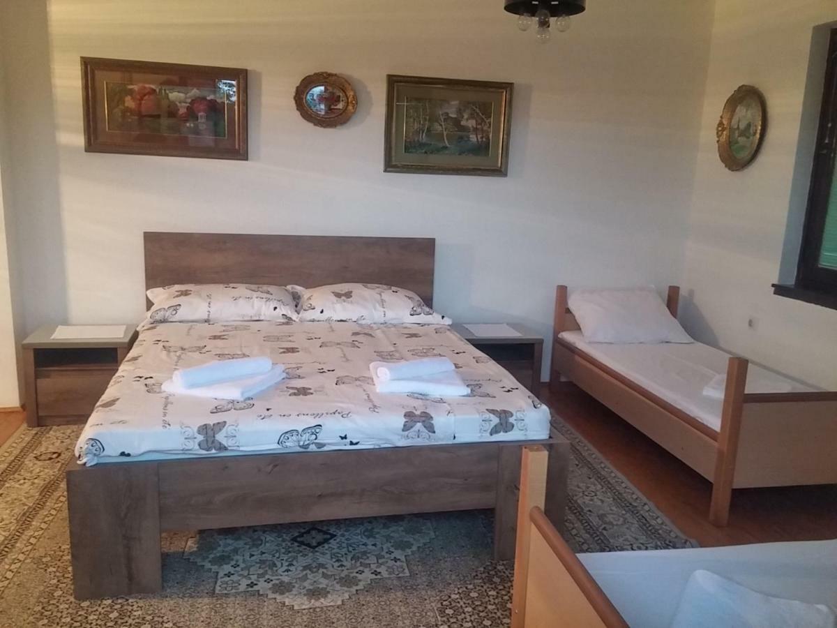 Peaceful Vacation Villa & Garden Sarajevo Bagian luar foto